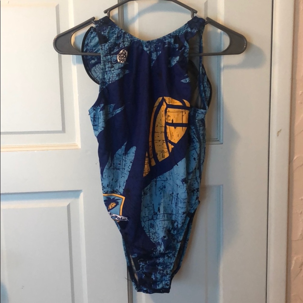 Hardcore water polo suit